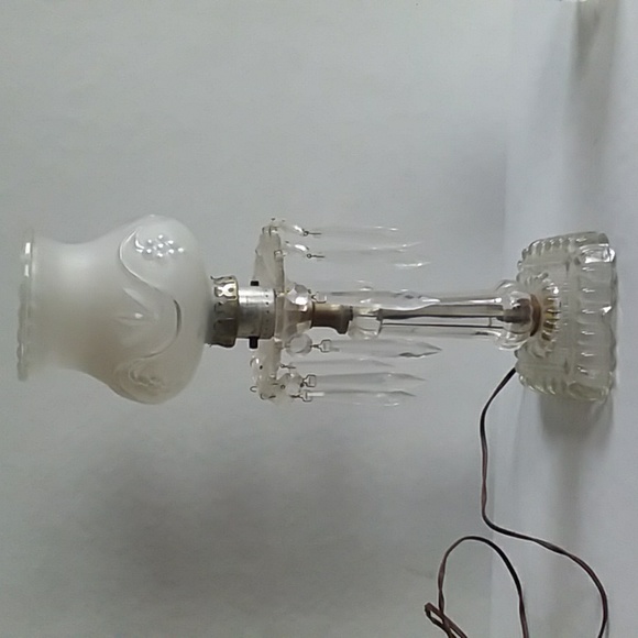 Pretty Antique Lamp with Crystal Prisms